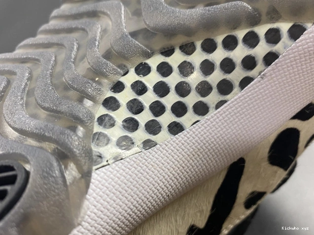 AIR AR0715-010 11 ANIMAL JORDAN INSTINCT 0801